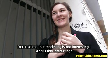 chung hân đồng clip sex Cô phim sex online gái từ chán nản fucks với một nhân viên bảo vệ.